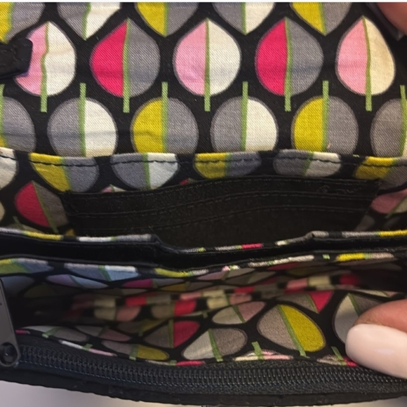 Vera Bradley Elegant Black Quilted Wallet - Picture 7 of 10